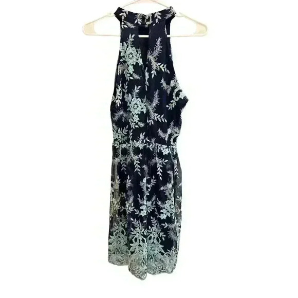 - Miami Navy Blue Embroidered Halter Midi Floral Dress Size M, Pre-Owned EUC - Picture 6 of 9